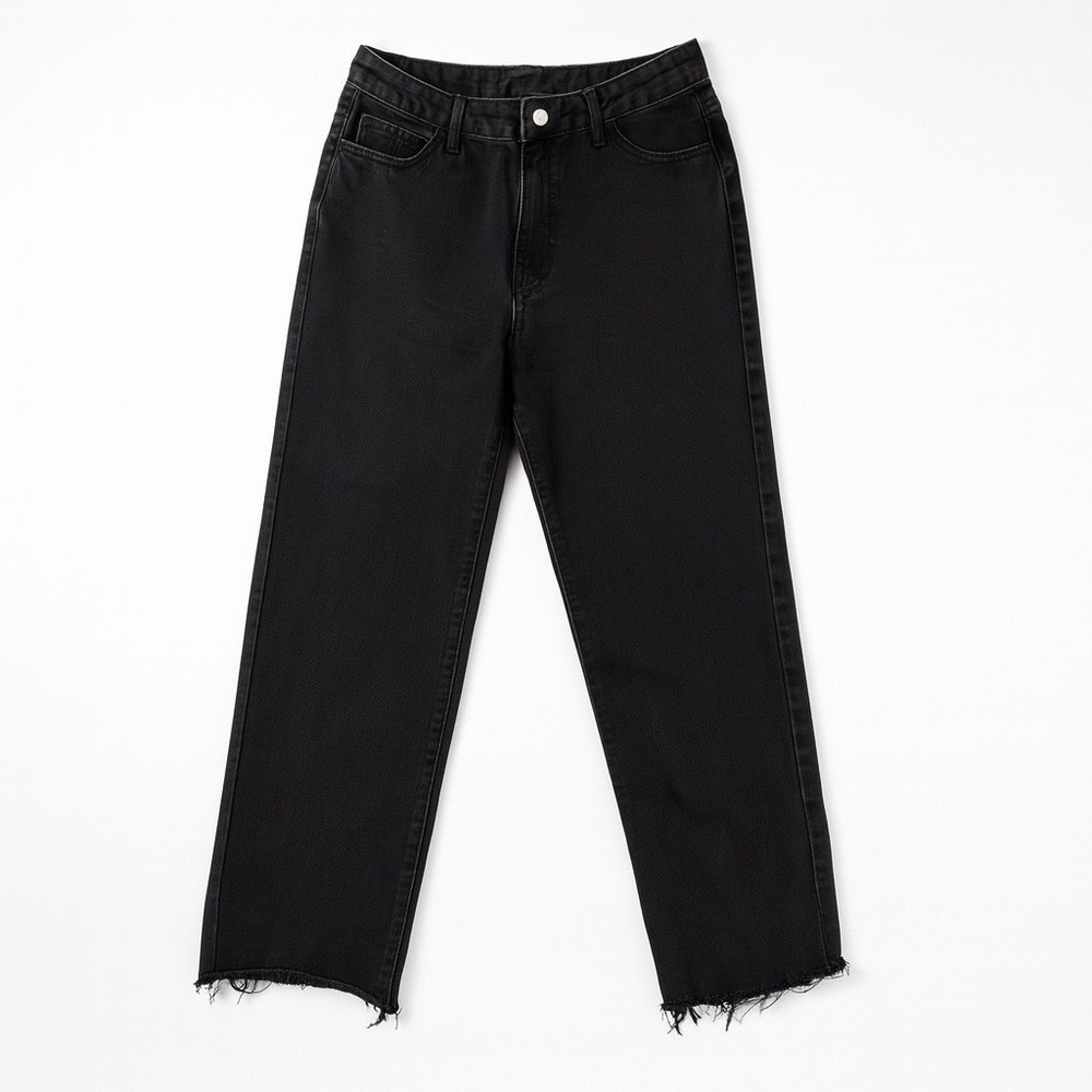 Urbanic Black‎ Raw Hem Straight Jeans Women's XL High Rise Minimalist Streetwear